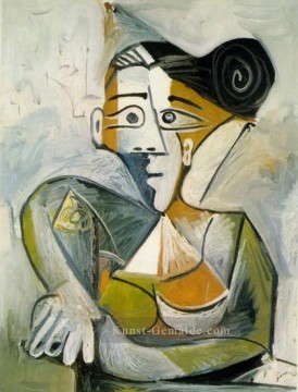  38 - Frau Sitzen 3 1938 kubist Pablo Picasso